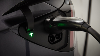 Illustration for article titled 36 cosas que aprendí sobre el Tesla Model 3 tras probarlo a fondo